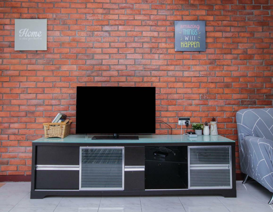 Fun Apartment @ Equatorial Hill Resort Cameron Highlands Exteriör bild